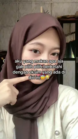 tapi ttp kekeh makan ayam😭😇#foryou #eksimkulit #eksim #fyp #reletable #eczemaawareness #eczemahealing #eczemacommunity 