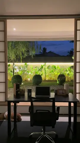 Some views just make my work feel lighter 🌿🍃✨ #fyp #viral #homedecor #inspirasirumah #homeinspo #japandistyle #housetour #interiordesign #rumahmilenial #rumahminimalis #interior #tamanrumah #rumahidaman #housedesign #architecture #fypシ゚viral #indonesia