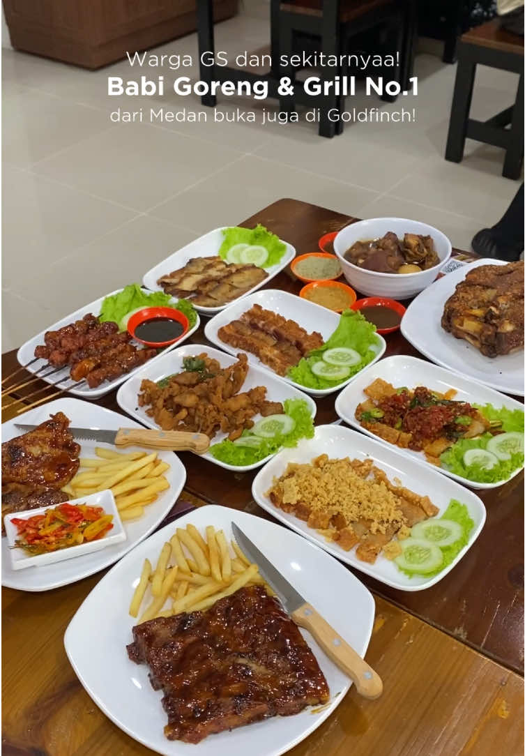 bisa jadi langganan nih! banyak keluarga juga yang makan disini karena emang ENAK! ❤️ kalian cobaiin juga yaa!🫶🏻✨ 📍Pork Crowd @Pork Crowd | Bagor Grill Medan , Ruko Goldfinch Gading Serpong  #foodreview #foodrecommendations #WhereToEat #placestogo #placestoeat #kulinergadingserpong #gadingserpong #bsd #kulinerbsd #medan 