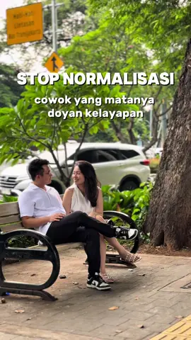 Semoga kita semua dijauhkan dari cowok mata keranjang… dan didekatkan sama cowok yang tahu caranya jaga pandangan, bukan yang sibuk ngelirik sambil gandeng. Kemarin aku nemu Cave Men Grooming di #SemasaPiknik2025, Lapangan Banteng. Varian Freezy Forest wanginya calm & clean, dan mereka lagi ada promo juga: belanja 350K dapet starter pack gratis. Langsung mampir ke booth #CavediSemasaPiknik dari 27-29 Juni 2025 — sebelum cowok kamu disamber yang lain 😌 @CAVE Men's Grooming #fyp #relationshipgoals #tiktokcouple #Relationship 