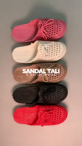 Dengan harga yang murah, kalian bisa dapet sendal bagus kek gini🙌🏻 #sandaltali #sandalwanita #sandalmurah #sandalslop #foryou 