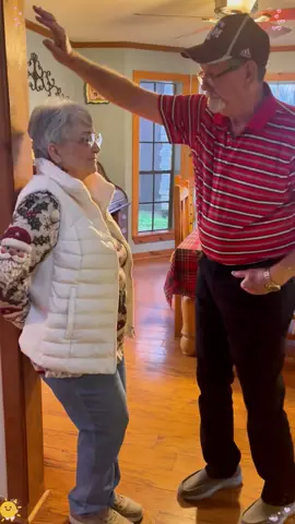 Praying for a love like this #oldcouple #oldpeopleinlove #old #couple #grandma #grandparents #grandparentsoftiktok #oldlove #inlove #TrueLove #lovestory #fyp#usa