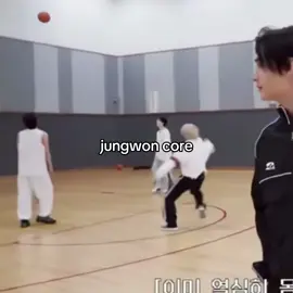 [7/7] just jungwon jungwoning hshshs #enhypen #jungwon #yangjungwon #xyzbca #fyp 