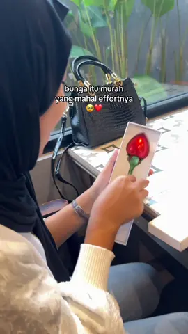 ga pernah minta tapi punya cwo yg selalu effort ngerasa di sayang bgt❤️🥹#kadocewek #idekadocewek #kotakcincin #boxcicin #kadoanniversarry #kadounik #kadocincin 