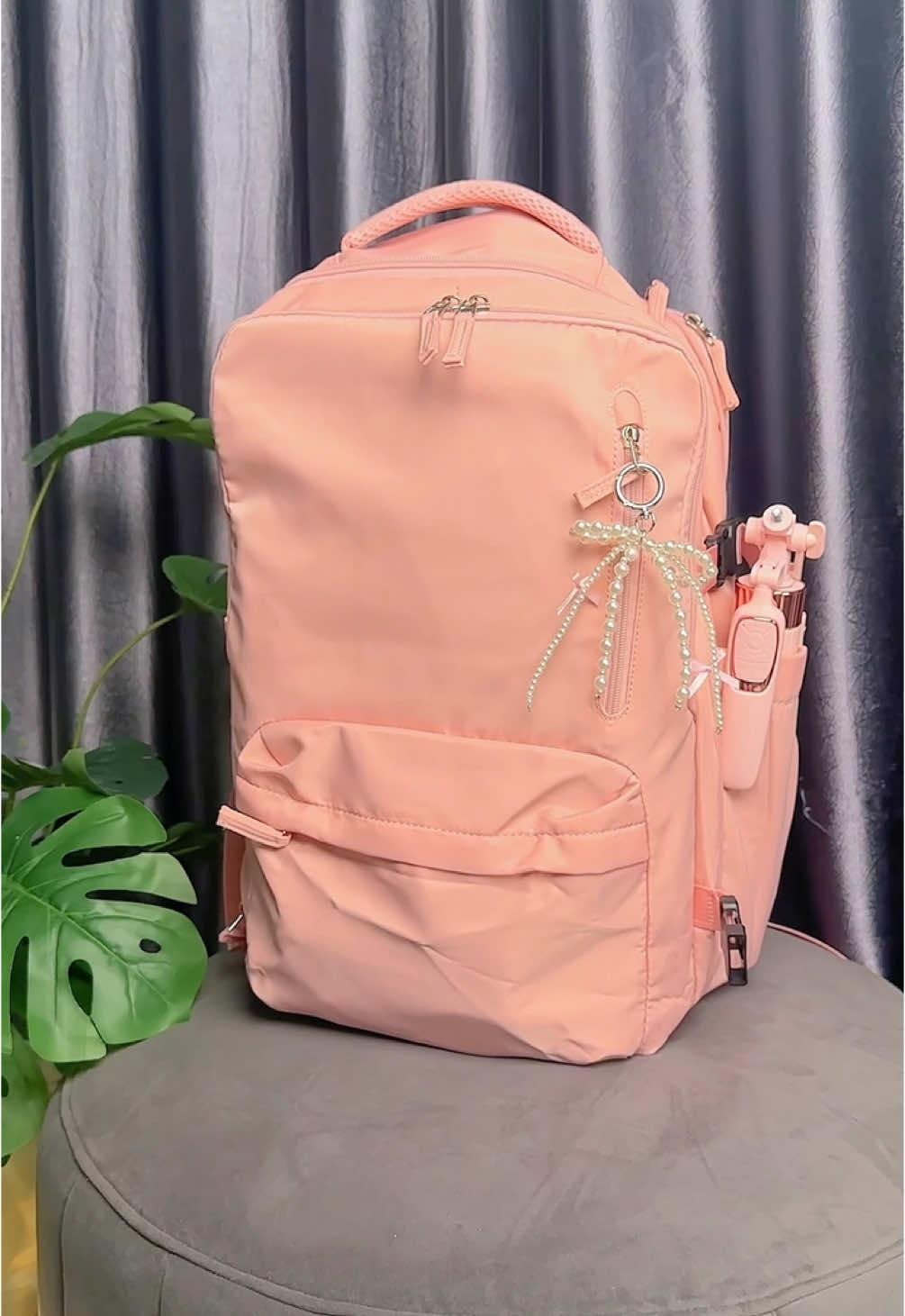 Membalas @cillll gila seumur hidup kemana aja baru nemu ransel rasa koper kaya gini?!😭🫵🏻 #backpack #ransel #tastravel 