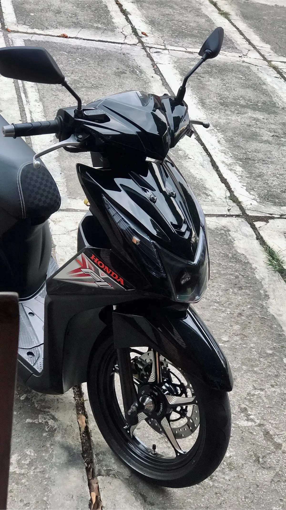 #fyp #fypシ #foryoupagee #xyzbca #beatgendut😍 #gendutgank🚀 #hondabeatindonesia #beatfi #matic110std #setuproper #beatgendut #intheskydimari✋🏼😝 #oemlookstyle #danapelajar 