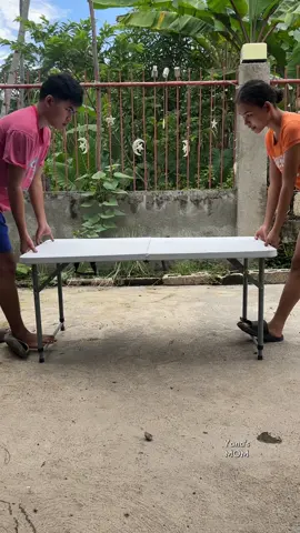 #foldingtable #heavydutyfoldingtable #foldabletable #computertable #diningtable #table #furniture #fyp 