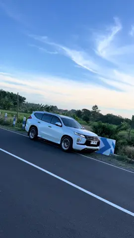 Be your own kind of beautiful 💫 #M45DUL #4n15 #pajerosport #dakar #cleanlook #diesel #cumidarat #fyp #parkirajaganteng 