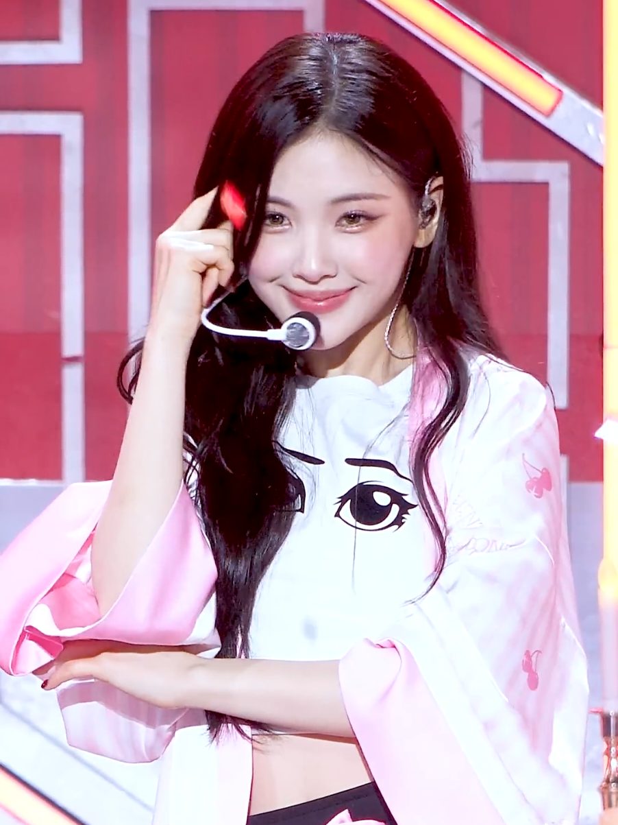 Baby don't cry Yihyun 'F girl' #yihyun #babydontcry #fancam #kpop #fyp 