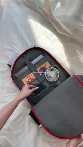 This is my new semester motivation 😩😩😩🤍#bagsmarttravel #bagsmart #viral #backpack #backtoschool 