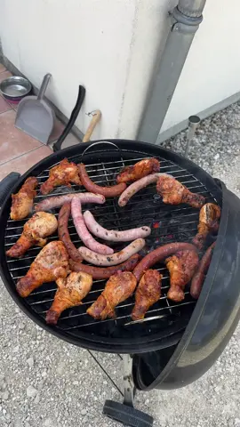 #fastandfurious #clio #polo #montan #humour #barbecue #corona#voiture 