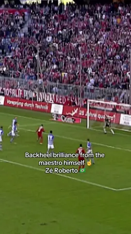 No look, no problem 😎 @Zé Roberto with the backheel stunner! 😮‍💨 #MiaSanMia #fcbayern #Bundesliga #FIFACWC #FCB #ZeRoberto 