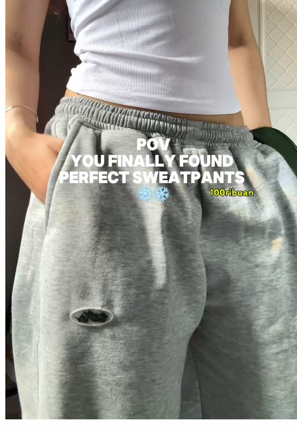 Gatau lagi ini sweatpants 100ribuaan baguss banget, kayanya abis ini bakal CO warna hitam nya🙃🫠 #sweatpants #baggypants 
