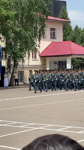 Ты выбрал путь чести, мужества и силы. Окончание военного вуза — лишь начало большого служения Родине. 