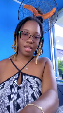 #titokhaitienne🇭🇹🇭🇹 #viraltiktok #mercedes #shelou 