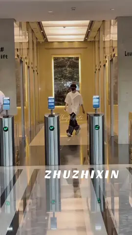 Các cực phẩm tan làm ra về nèk tròiii...😝🤭#tiktok #tfgiatộcf4 #tffamily #xhuong #xh #noflop #trươngquếnguyên_zhangguiyuan_张桂源 #trươngquếnguyên_zhangguiyuan_张桂源 #trầndịchhằng_chenyiheng_陈奕恒 #tảkỳhàm_zuoqihan_左奇函 #trầntuấnminh_chenjunming_陈浚铭 #trầntuấnminh_chenjunming_陈浚铭 #lýdụcđông_liyudong_李煜东 #dươnghàmbác_yanghanbo_杨涵博 #quangtuấnthần_quanjunchen_劝君臣 #nguỵtửthần_weizichen_魏子辰 #tiktok 