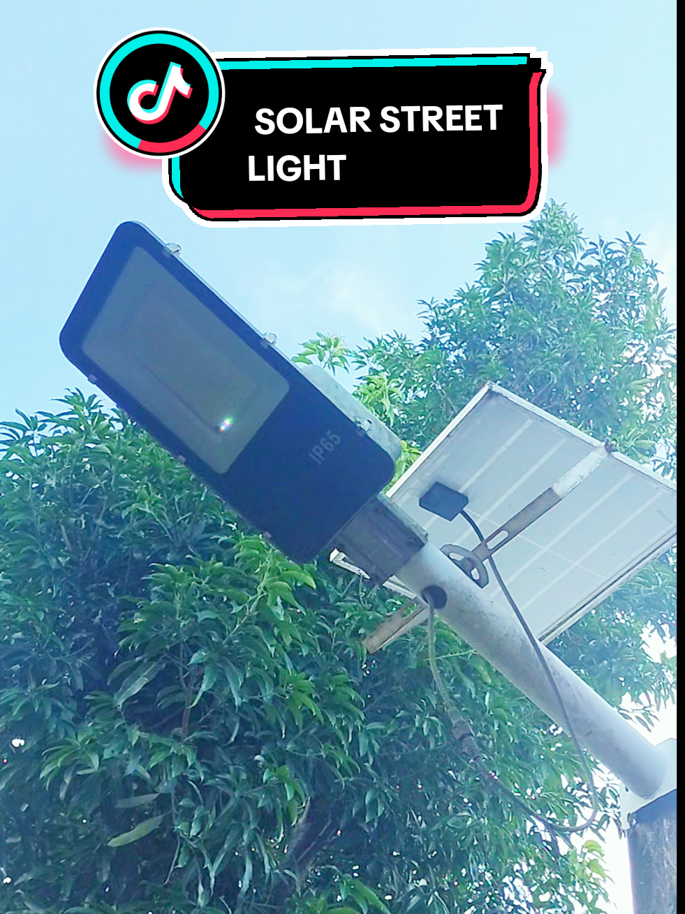 IP65 Outdoor solar light with solar panel and remote control  #solarlight #solarstreetlight #solar 