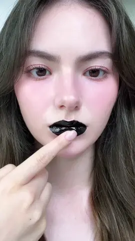 🖤Mystery Black ➡️ 💋Bold Color Discover the unexpected with @bergamottchi😉 Her picks: 🖤Black Peel Off Lip Tattoo: 03 Black Apple ✨Glow Up Collagen Lip Balm: Vanilla Cake