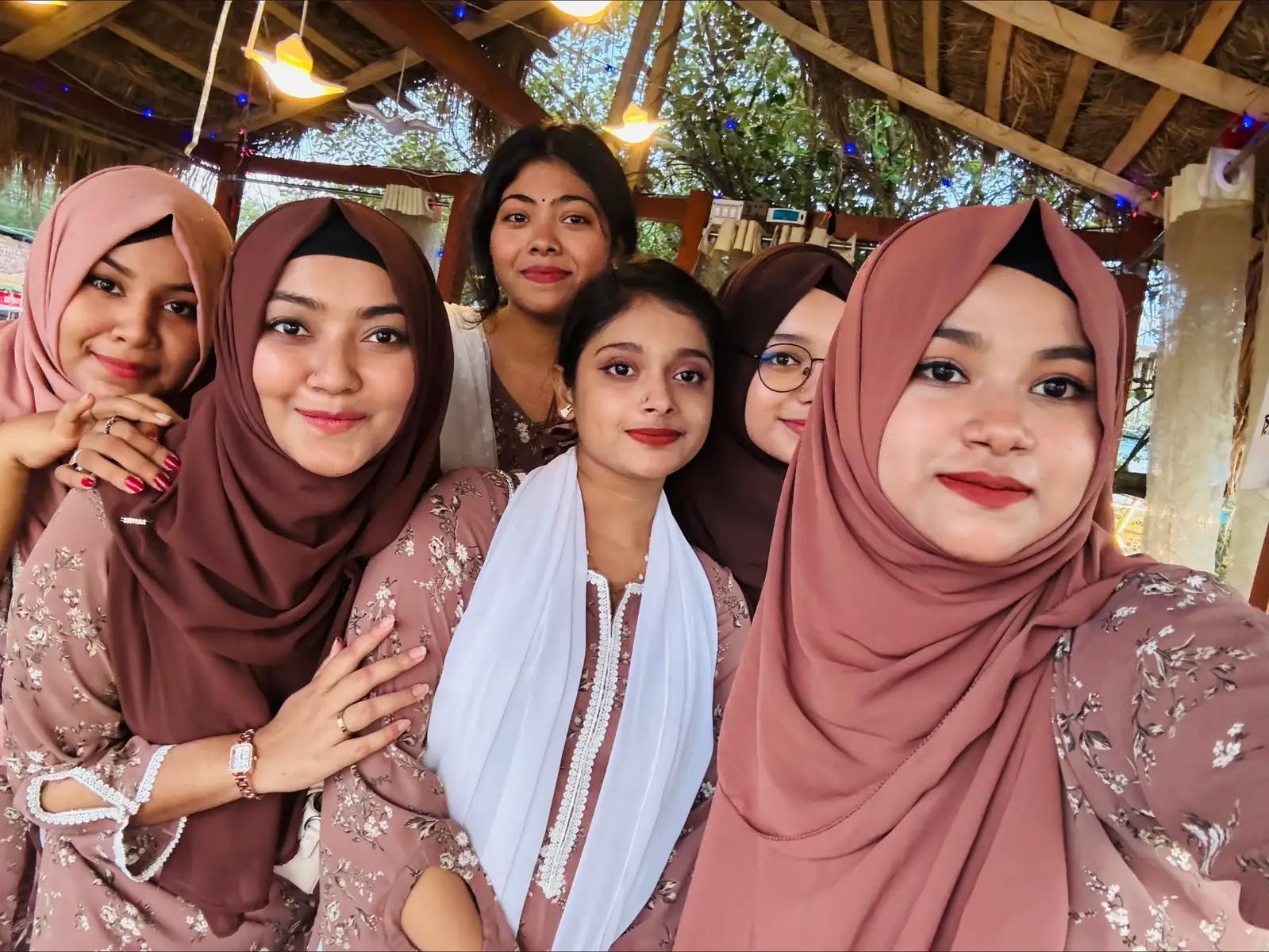 . . . . #foryoupage #unfrezzmyaccount #tusu #tasminnaher #fypシ #foryou #friendship 