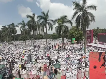 লক্ষ মানুষ  একসাথে নামাজ আদায় করলেন সোহরাওয়ার্দী উদ্যানে @sakib fpv