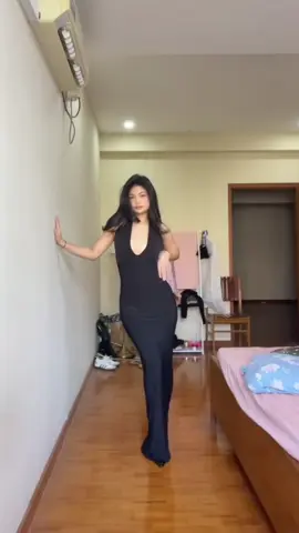 Alyssa ရဲ့ Signature Bodycon dressလေးတွေ🖤🤎 #yangon #alyssa #localbrand #fypシ #bodycondress #longdress #trending 