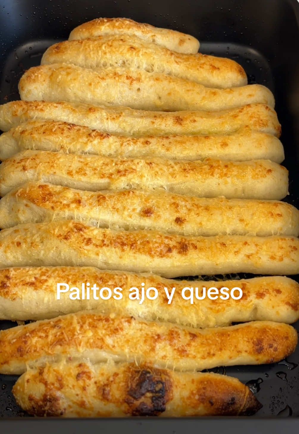 Los mejores palitos de ajo y queso #pizza #paratii #pizzalover #pizzatime #fyp 