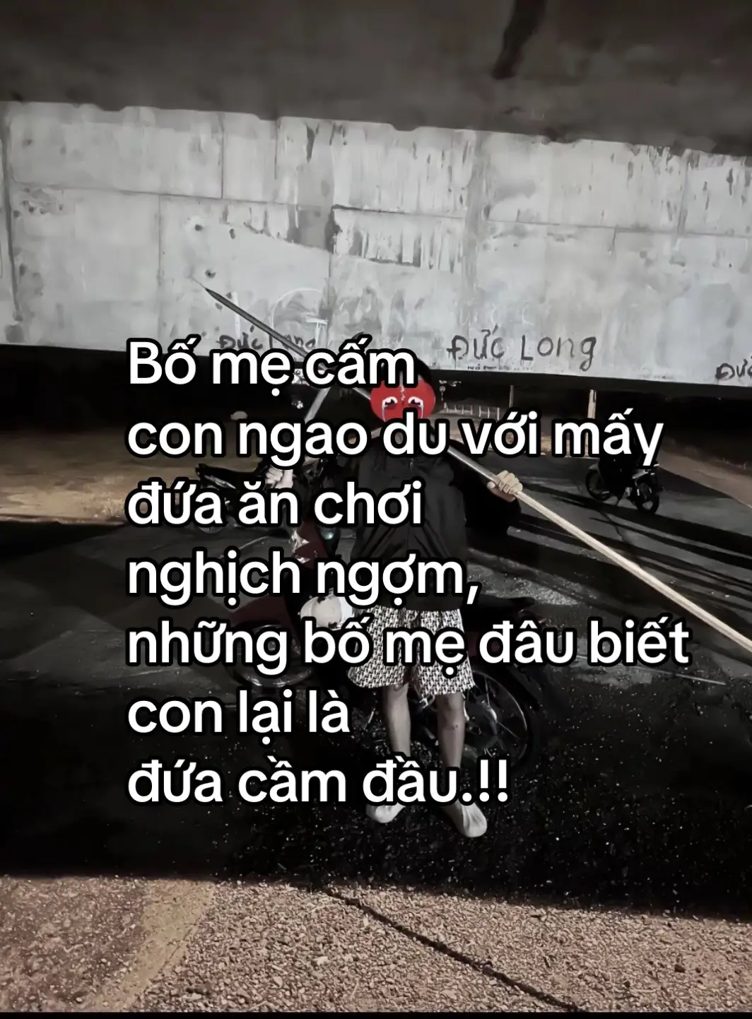 Bố mẹ cấm con ngao du với mấy đứa ăn chơi nghịch ngợm, những bố mẹ đâu biết con lại là đứa cầm đầu.!!#uocduoclenxuhuong 