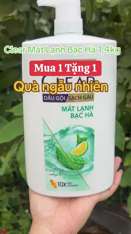 Dầu gội sạch gàu Clear Mát Lạnh Bạc Hà 1,4kg Giá và quà có thể thây đổi Khi hết chương trình khuyến mãi #viral  #nhachaymoingay #trending #hottrend 
