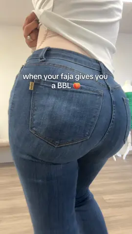 Trending instant bbl faja you can wear under jeans 🔥 #fajas #fajascolombianas #bbl #postop #postpartum #lipo #girdle #waisttrainer #shapewear #colombiana 