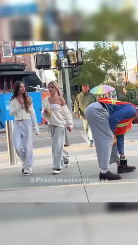 Funny fart prank 9 #funnytiktok #prankvideo #fart #prankmastergiggles 