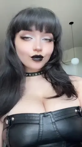Who needs a goth gf?🤔 #goth #gothgirl #OOTD #alt #alternative #Trending #dress #fypシ #altgirl #alternativegirl #transformation #blacklipstick #makeuptransformation #emo #emogirl 