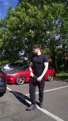 This is a mad situation. What do you actually do? Well there is actually a solution 👀 its @RearView  #cars #roadrage #cartok #caraccessories 