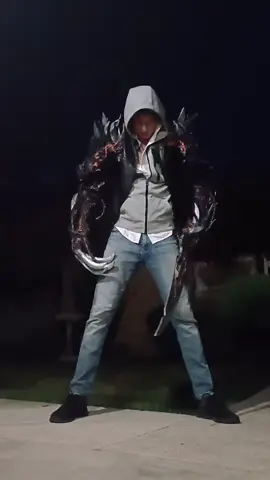 Alex Mercer is back #alexmercer #prototype #gnarly #fypシ゚  #cosplay #dance #videoviral 