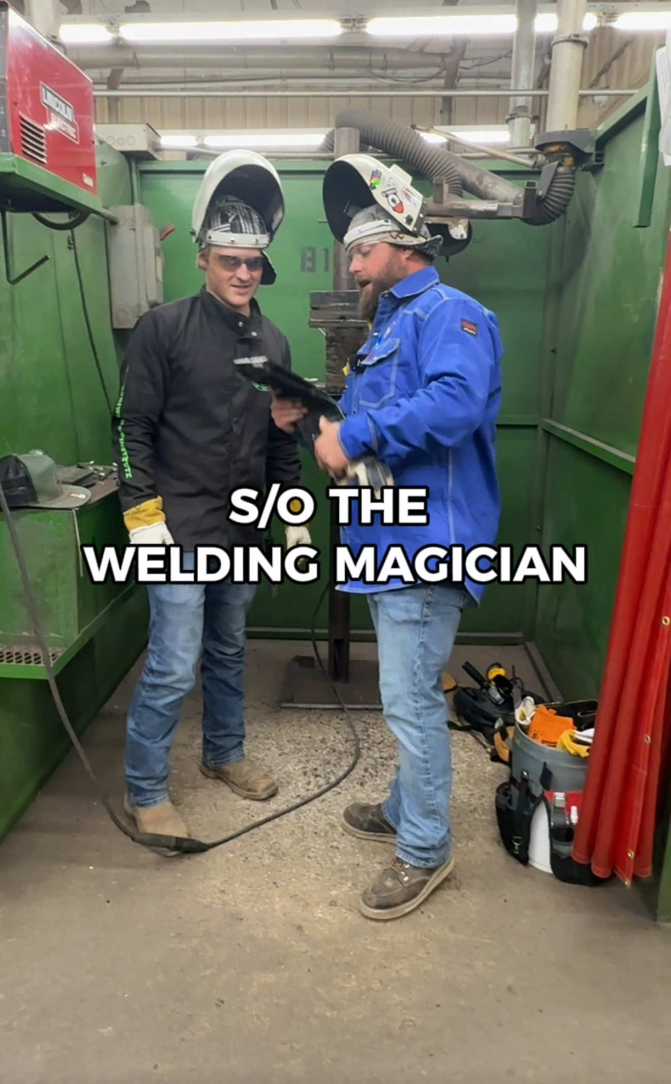 Grinding through lunch can be rewarding! @The_weldingmagician  Got questions about Missouri Welding Institute? Give us a call or shoot us a text at (417) 566-1446 🔽Hours of operations SUNDAY / CLOSED MONDAY-THURSDAY / 8:00am-4:30pm FRIDAY / 8:00-3:00pm SATURDAY / CLOSED #highpayingskills #weldingschools #tradeschool #learntoweld #weldingclasses