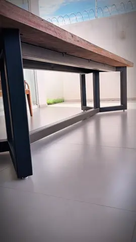 Mais uma mesa entregue no padrão  #MóveisIndustriais #moveissobmedida #serralheiros #designdeinteriores #moveisplanejados #metalon #moveisdeferro 
