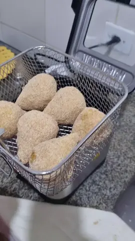 #fritadeiraeletrica  #philco  #coxinha  #viraliza 