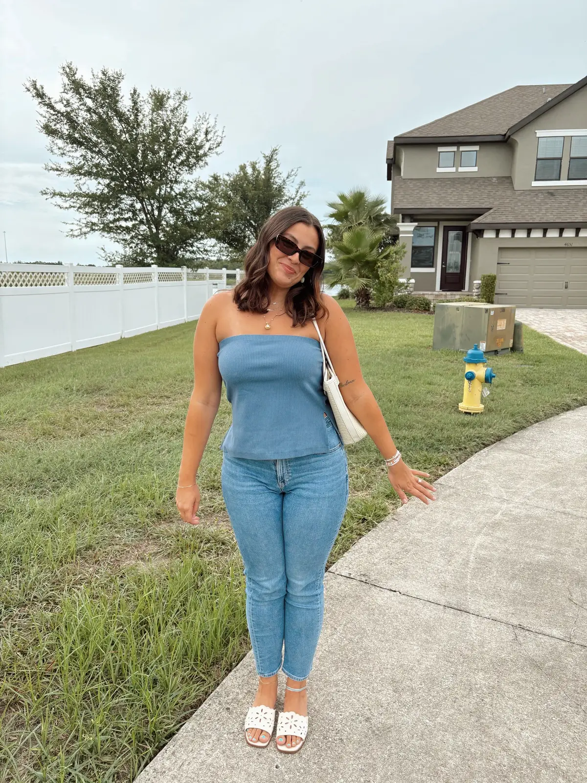 I love this shirt @American Eagle  #ootdinspo #ootdinspo #ootdfashion #outfitinspo #outfitideas #outfitoftheday #Summer 