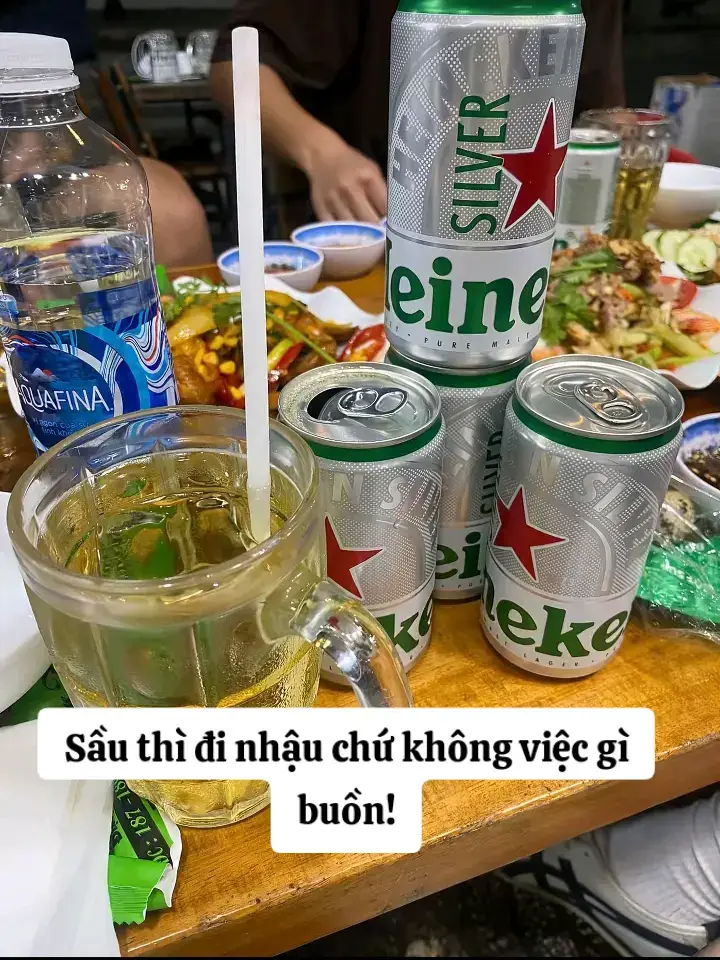 Sầu thì đi nhậu chứ không việc gì buồn!#1995🏳‍🌈 