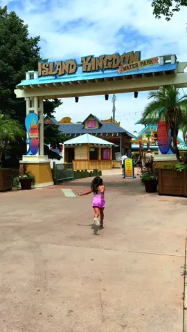 Spent the hottest day at the coolest spot 💦☀️ Water slides, wave pool, and all the snacks — @elitchgardens water park is summer GOALS! #ElitchGardens #WaterParkVibes #SummerInColorado #FamilyTikTok #SplashDay #ThemeParkFun