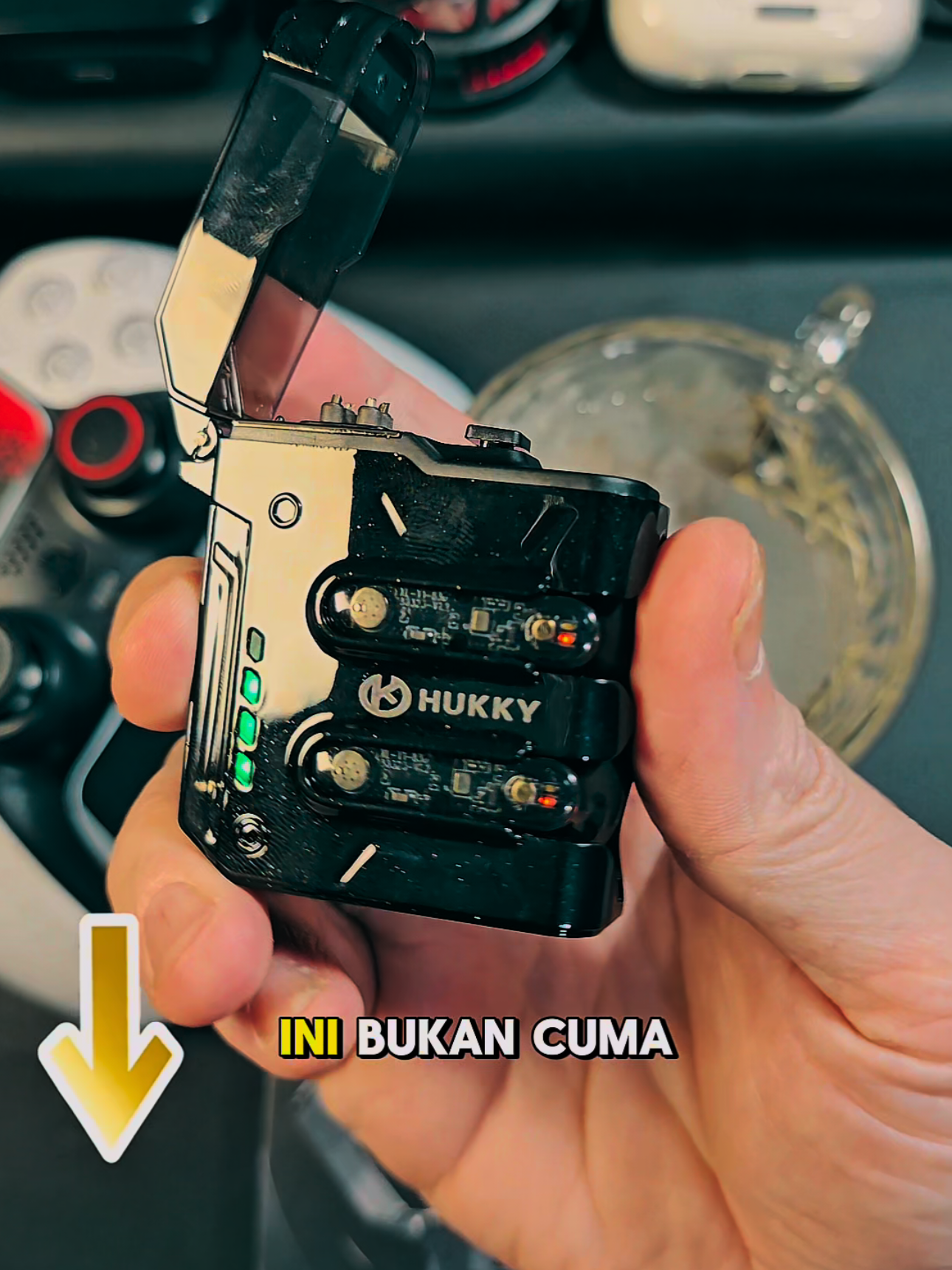 Jadi pusat perhatian di Tongkrongan dengan alat ini. #korekapi2in1 #twskorekapi #korekapiunik #korekapilistrik #HUKKYMR6 