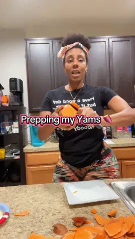 What y'all call them ...Sweet potatoes or Yams 🤔 Prepping my Yams for my oxtail dinner ...  clean 'em, shave'em, trim'em then butter them up with honey cinnamon and nutmeg 😊 #sweetpotatoes #yams  