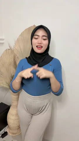 dijepit,gerakan wajib😛