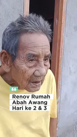 Senyuman Abah Awang  tak henti terpancar dari wajahnya😇 2 & 3 renovasi rumah abah awang #fyp #sdmbaik #abahawang #haru #orangbaik #viral 