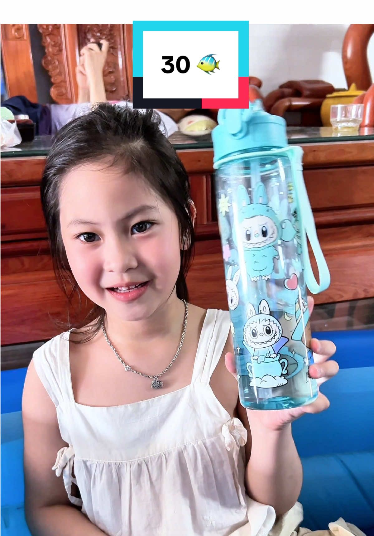 Bình nước xinh xinh cho bé iu #binhnuoc #binhnuocchobe #binhnuocchobedihoc #labubu #memoki #review #xuhuong #viralvideo 