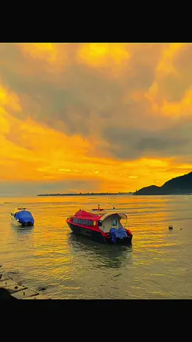 #lagutimur #storytimur #sunset #sunsetvibes 