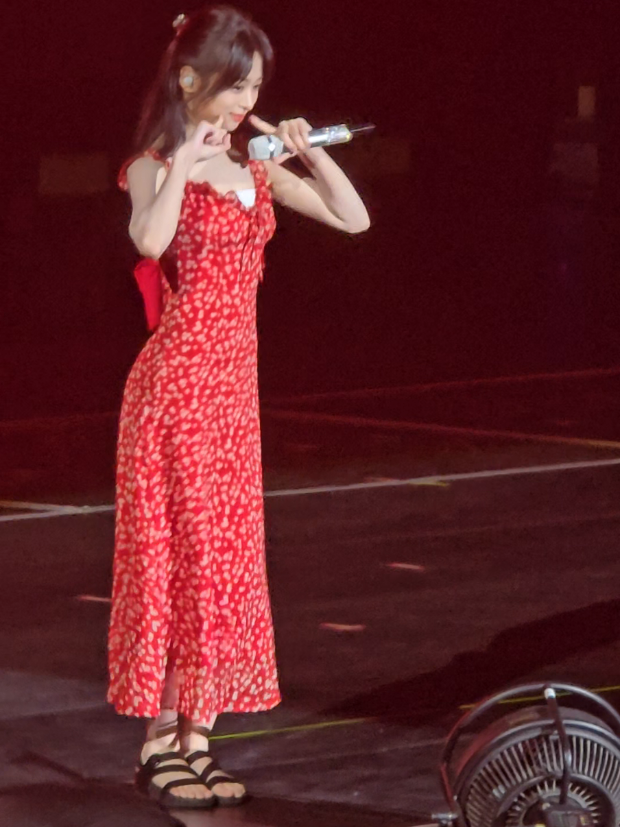 ahyeon with red dress #ahyeon #babymonster #baemon #yg #hellomonsters 