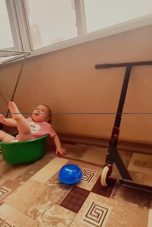 Why does my head hurt a little #baby #funny #funnyvideos #tiktok #fyp 