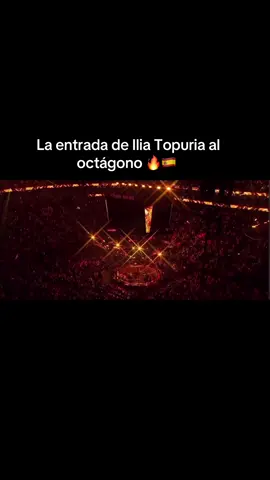 Ilia y su mítica entrada al octágono con la canción del mariachi 🎶🔥 Qué espectáculo ver a este señor… todo lo que promete, lo cumple. 🇪🇸👊 #Topuria #UFC #ElMatador #charlesoliveira #iliatopuria 