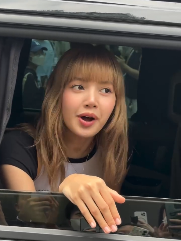 Lili belike: No spo spo 😂 #LISA #blackpink 