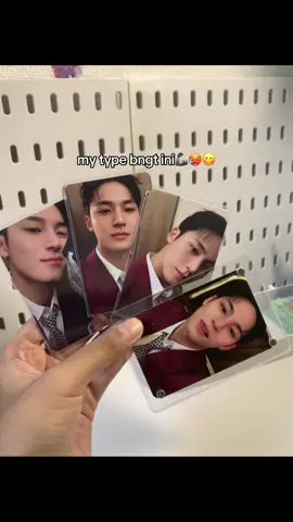 cakep bngt ini tolong🤏🏻🤏🏻😭hot bngt lagi #mingyu #photocard #seventeen #fypage 